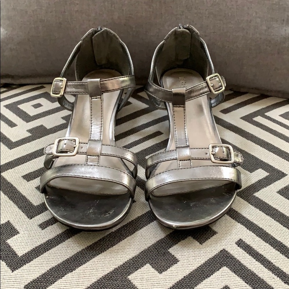 Silver strappy sandal